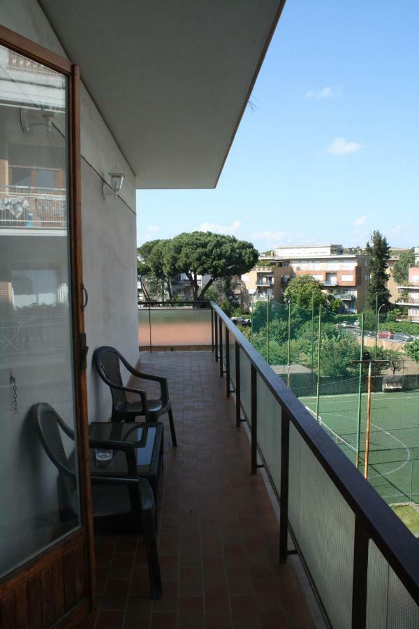 Bed and Breakfast Cornelia Relais Рим Екстер'єр фото