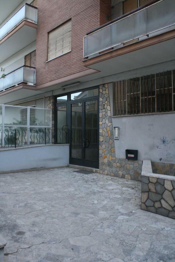 Bed and Breakfast Cornelia Relais Рим Екстер'єр фото